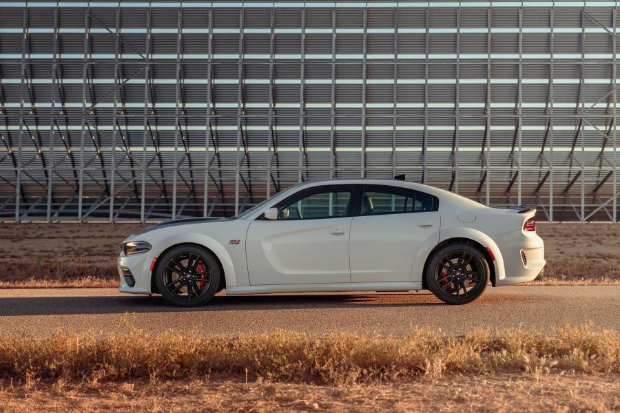  Dodge Charger Scat Pack Widebody 2019 года  (фото 44 из 79)